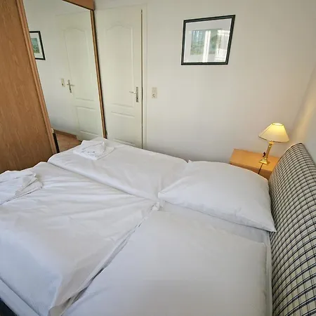 Apartment Ferienwohnung 01 Mit Terrasse - Strandstrasse